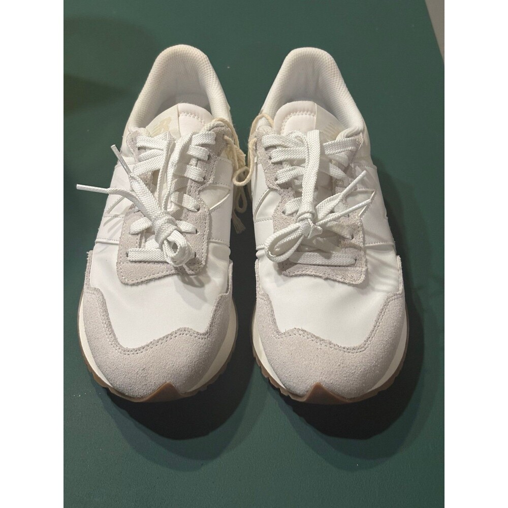 New Balance 237 Women's 9.5 White Suede Sneakers NWOT